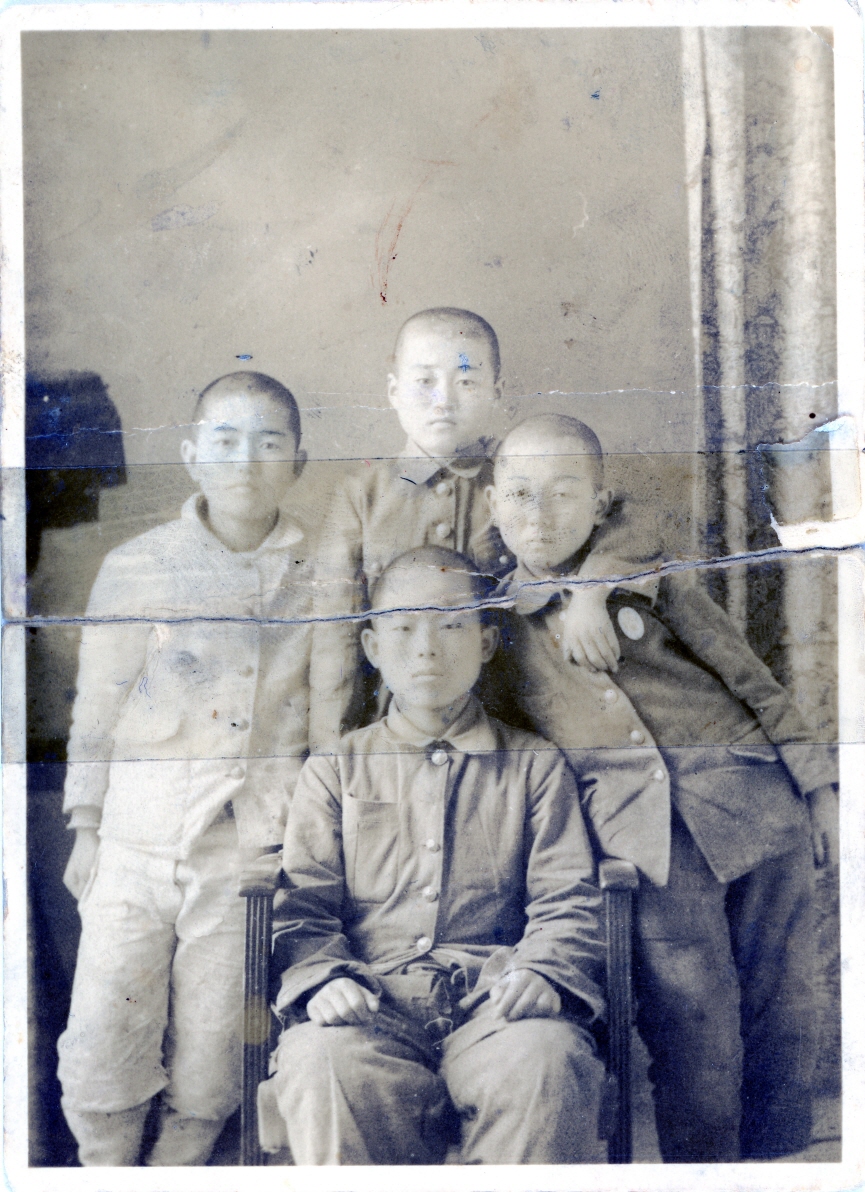 1945년 송라초등 16회 졸업기념